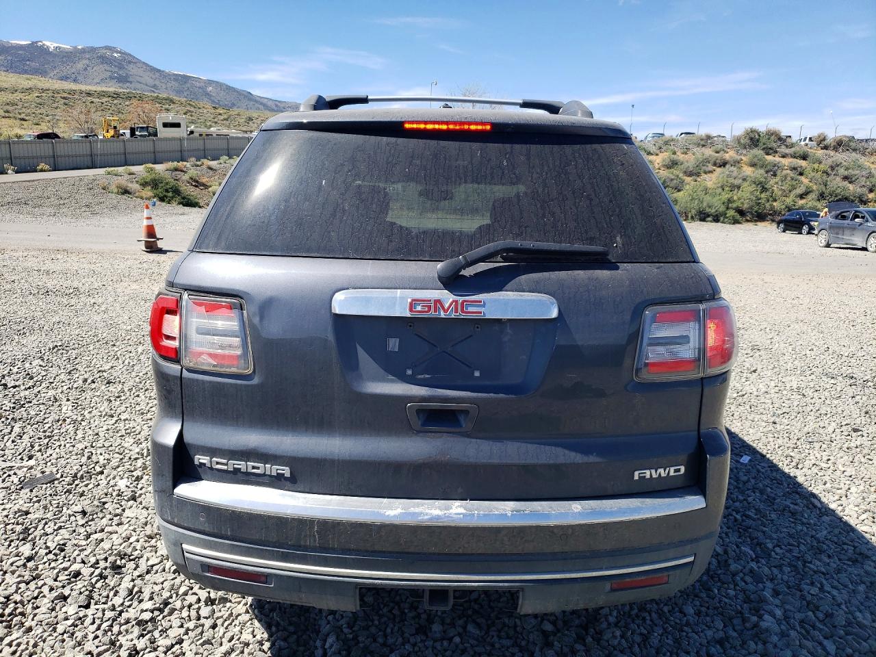 2014 GMC ACADIA SLE photo 16