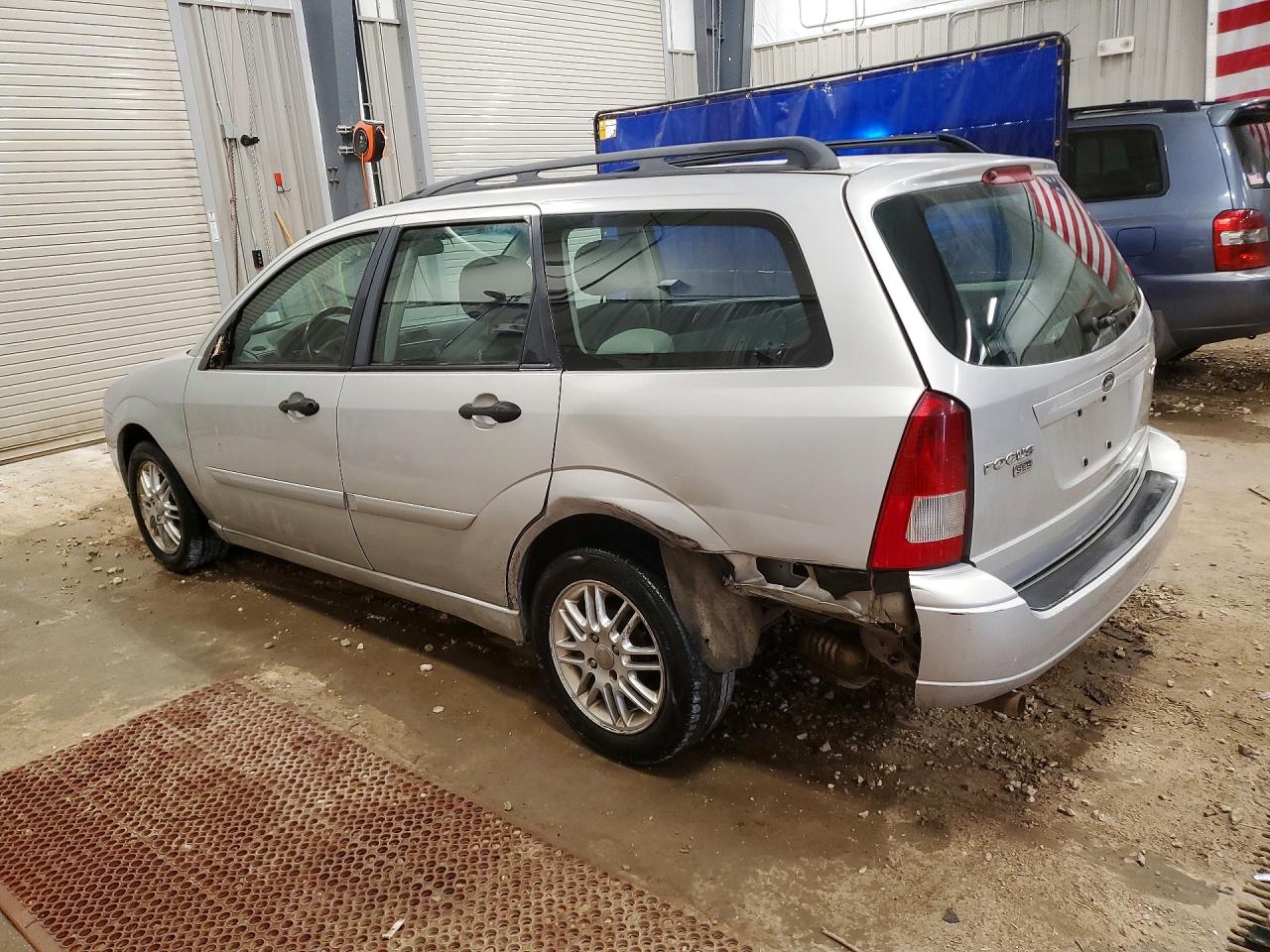 2006 FORD FOCUS ZXW photo 4