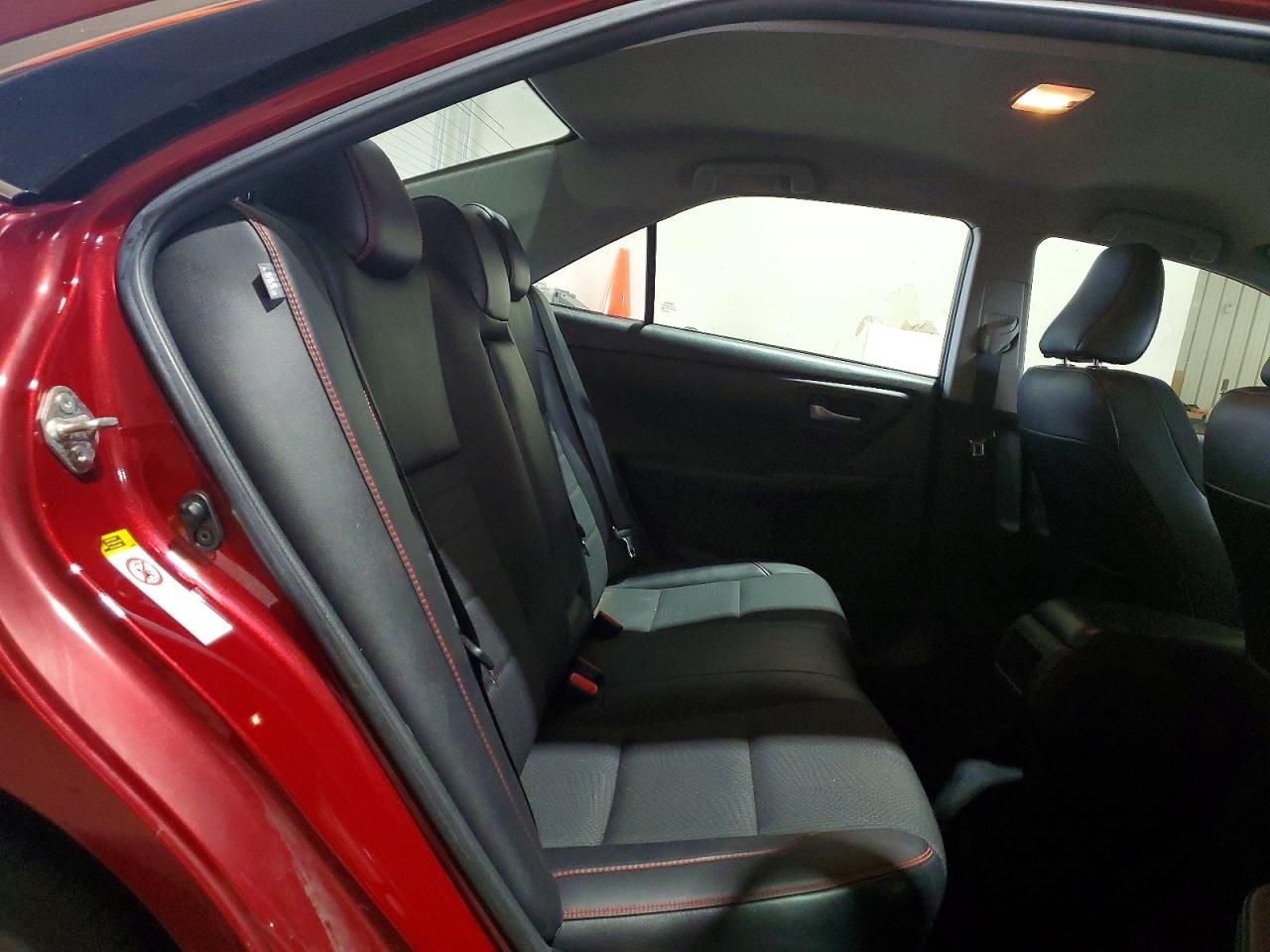 2016 TOYOTA CAMRY SE photo 10