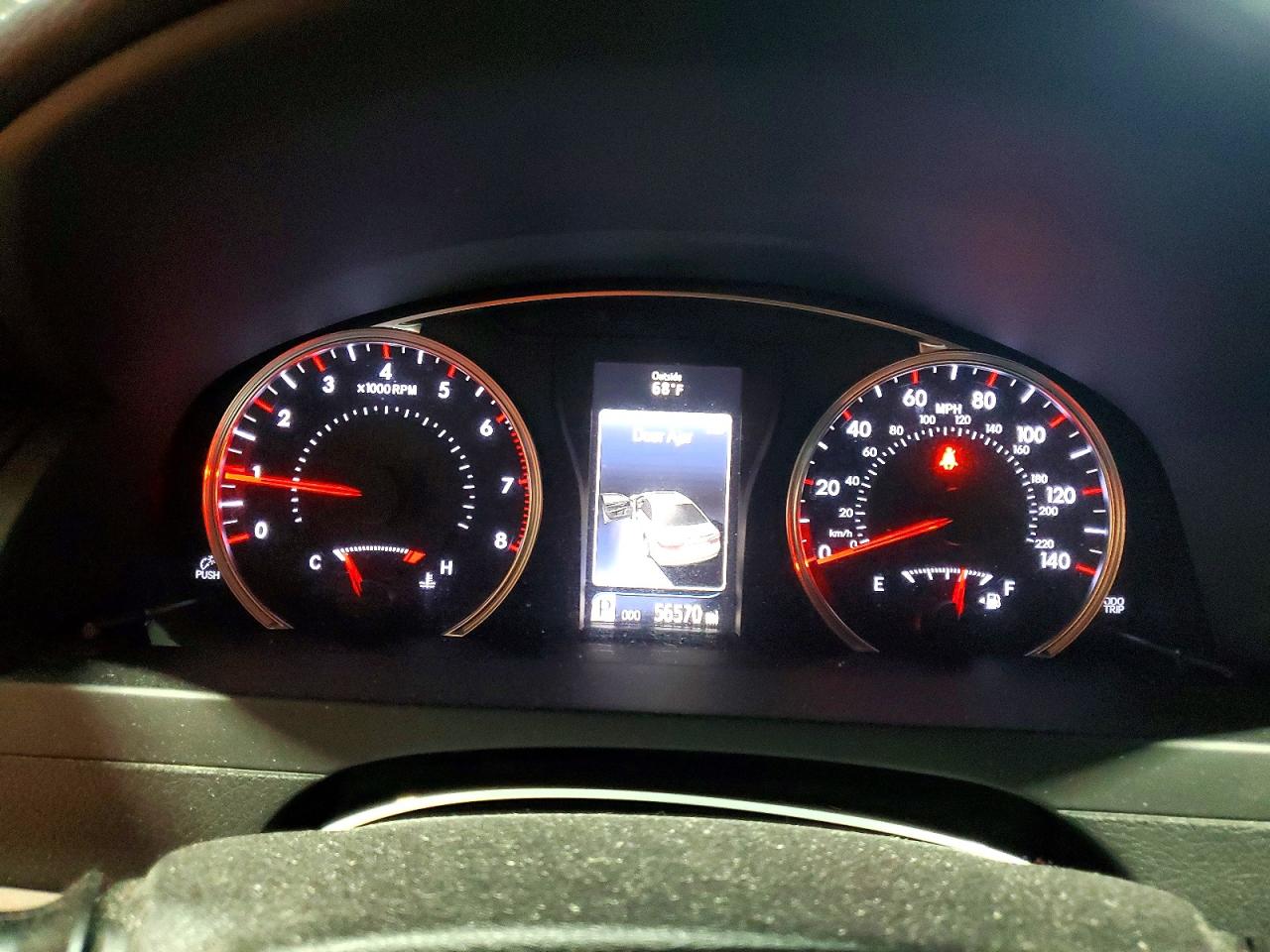 2016 TOYOTA CAMRY SE photo 9