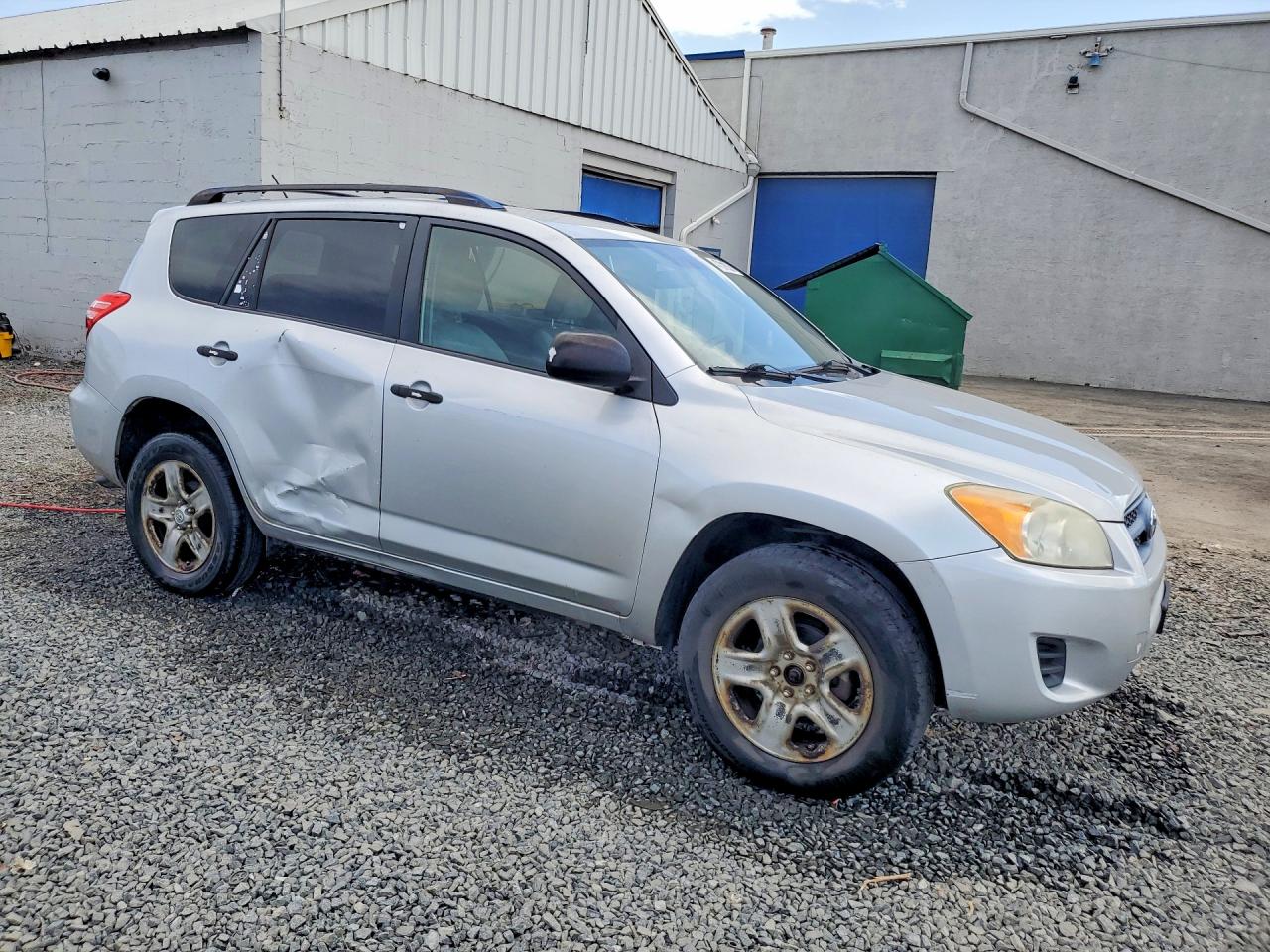2010 TOYOTA RAV4 BASE photo 10