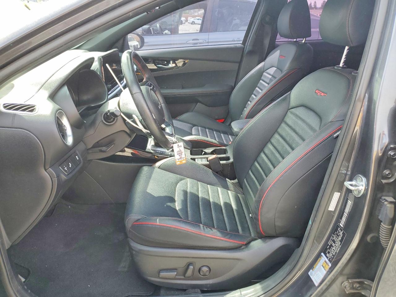 2023 KIA FORTE GT photo 7