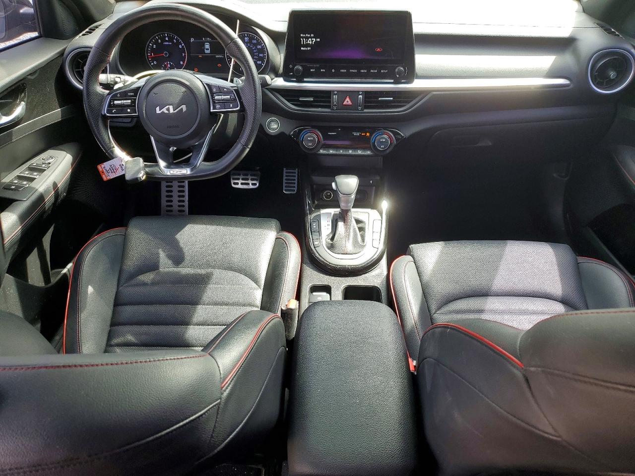 2023 KIA FORTE GT photo 8