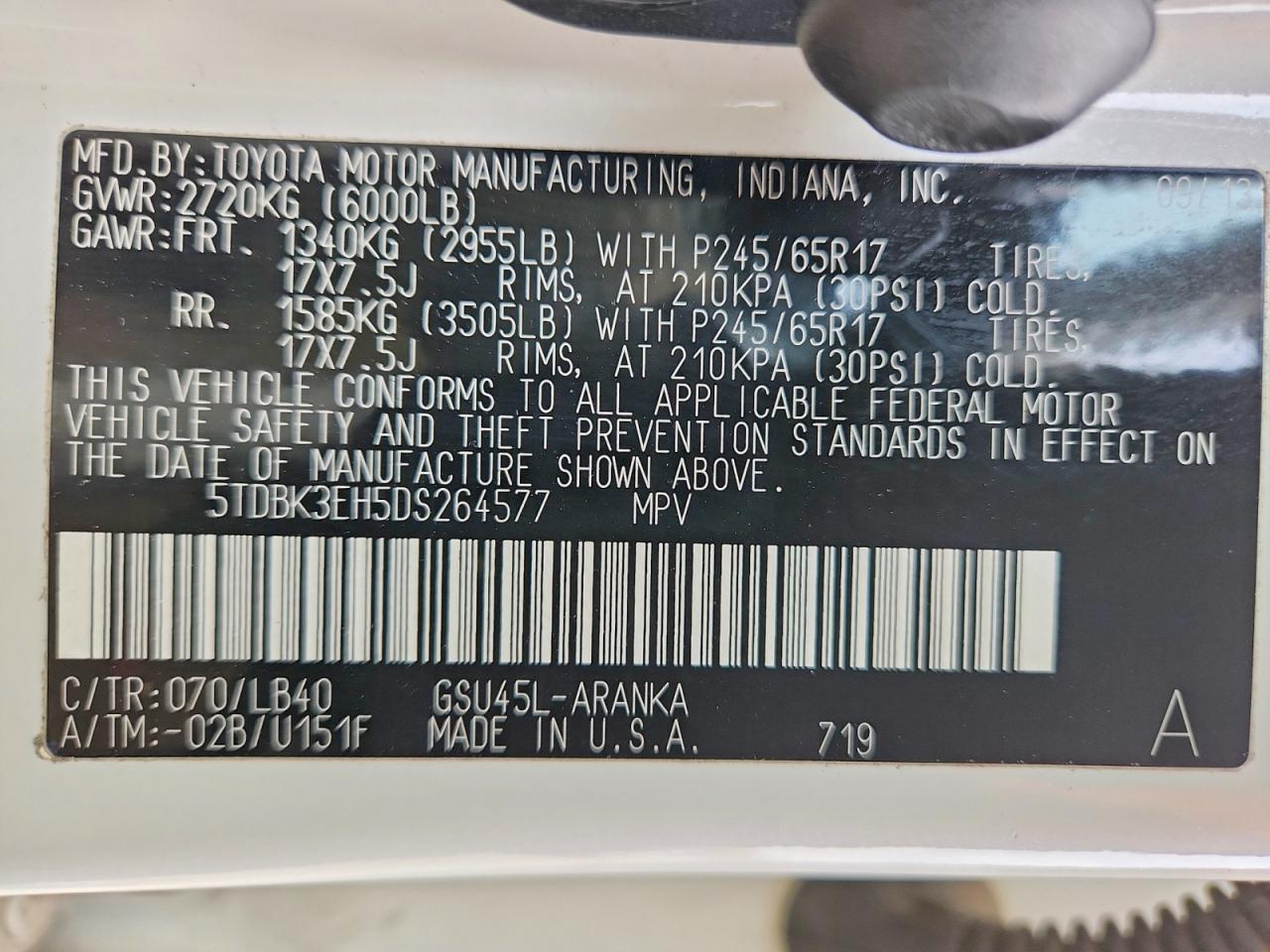 2013 TOYOTA HIGHLANDER SE photo 14