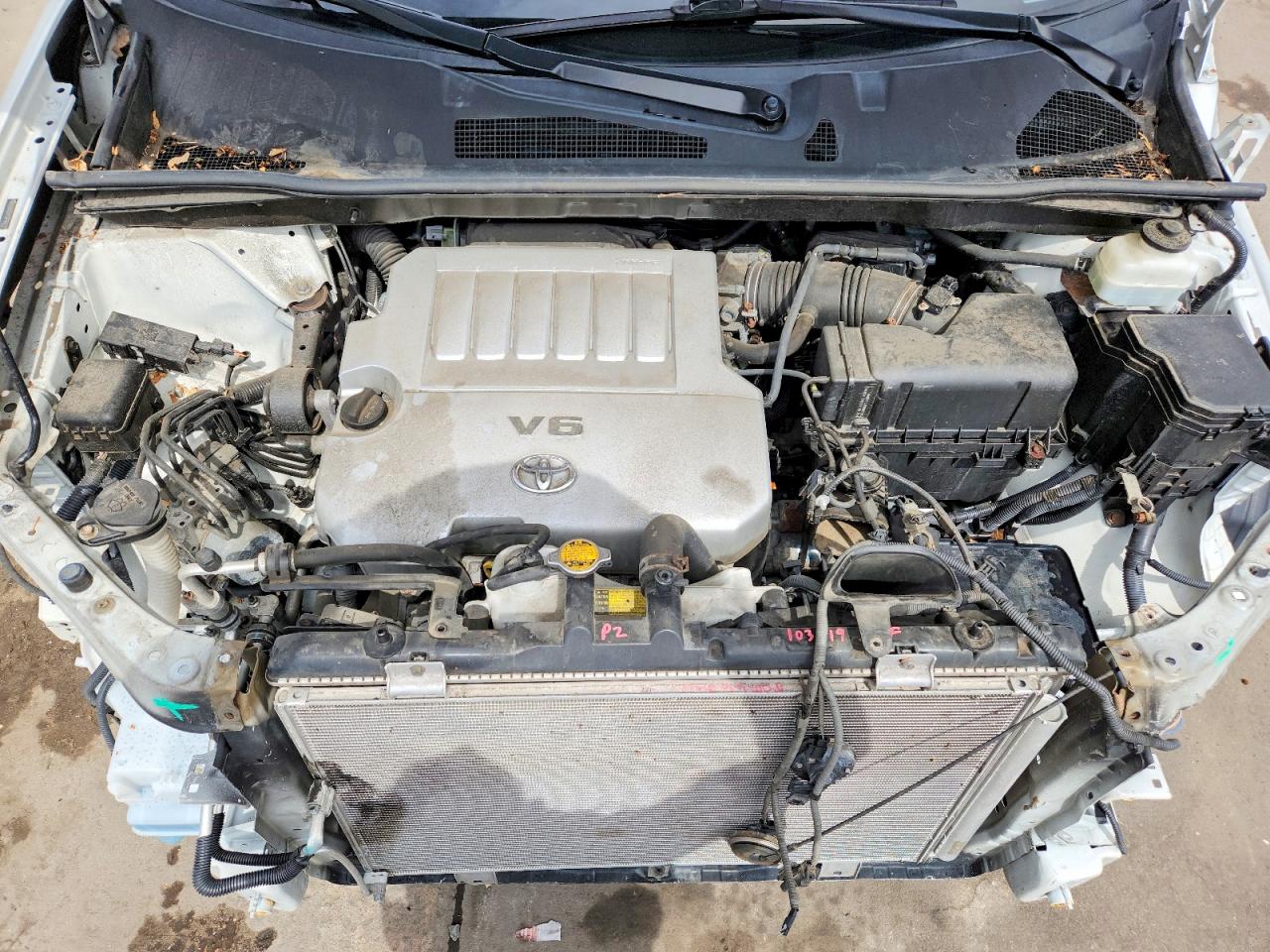 2013 TOYOTA HIGHLANDER SE photo 12