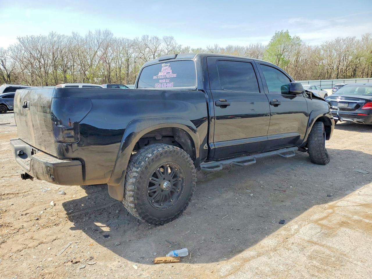 2011 TOYOTA TUNDRA LIMITED photo 3