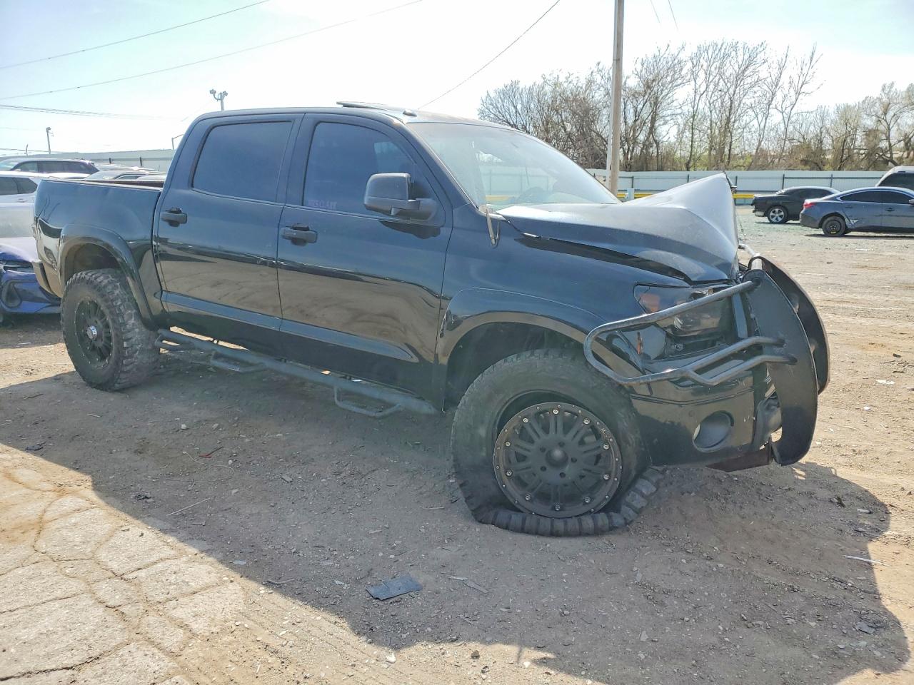 2011 TOYOTA TUNDRA LIMITED photo 4