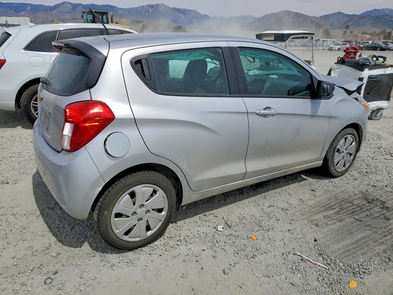 2018 CHEVROLET SPARK LS photo 3