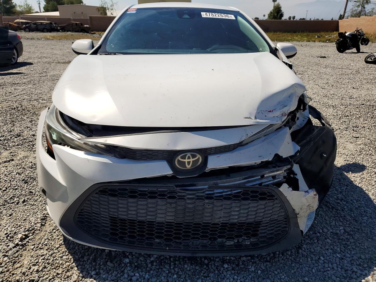 2020 TOYOTA COROLLA LE photo 9