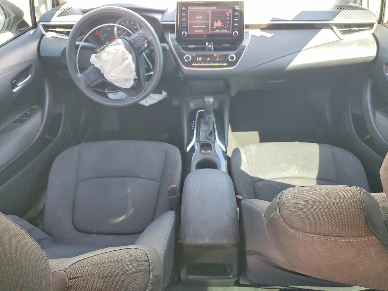 2020 TOYOTA COROLLA LE photo 15
