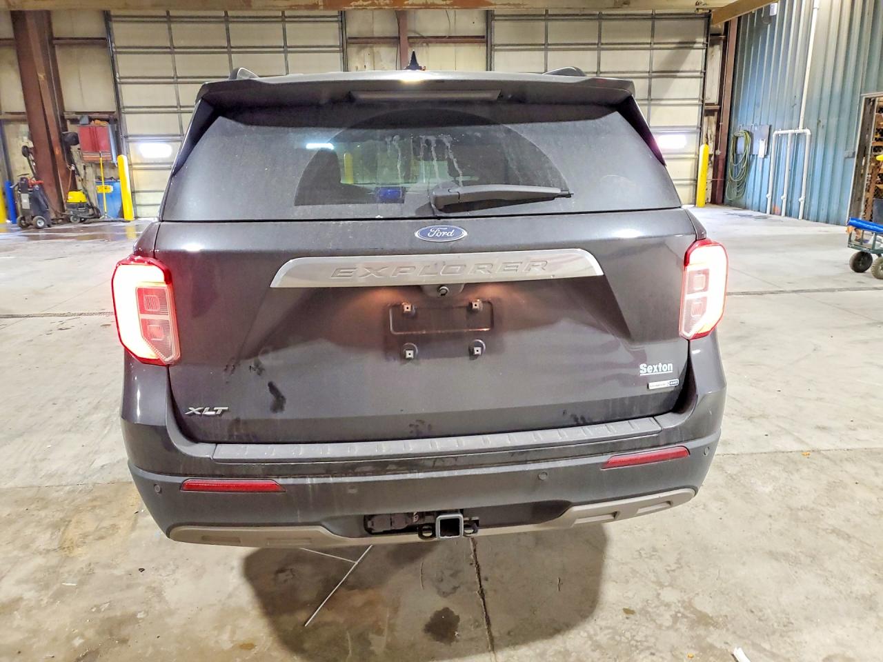 2020 FORD EXPLORER XLT photo 6