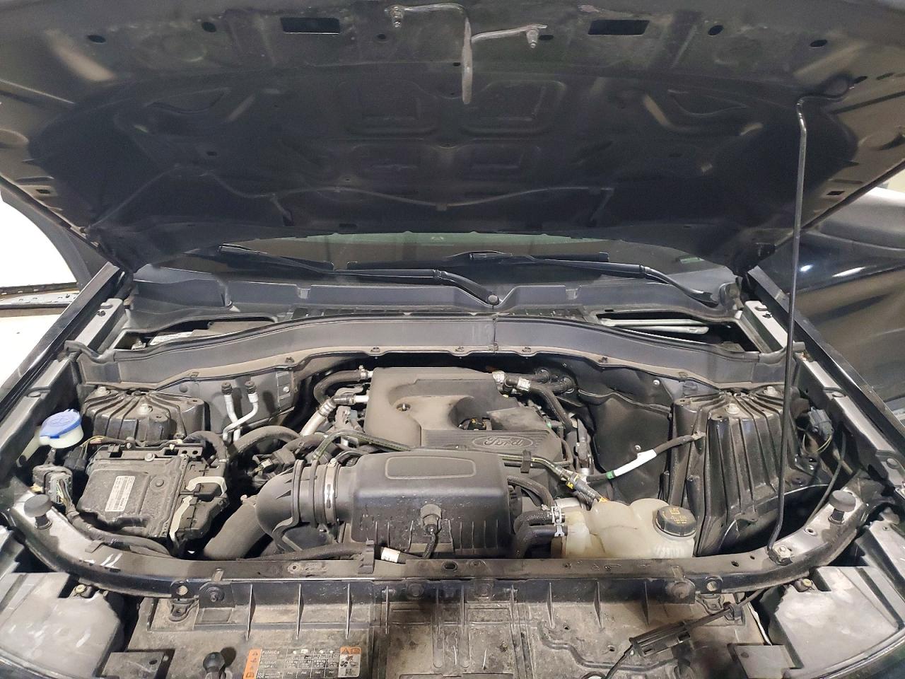 2020 FORD EXPLORER XLT photo 12