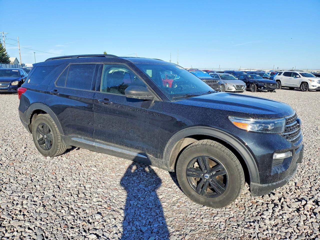 2020 FORD EXPLORER XLT photo 4