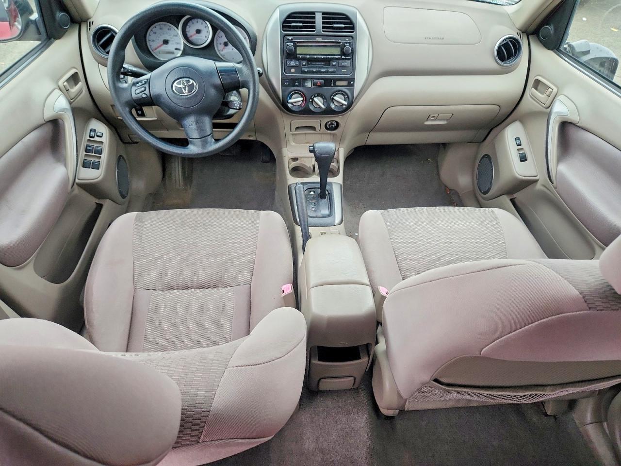 2005 TOYOTA RAV4 BASE photo 8