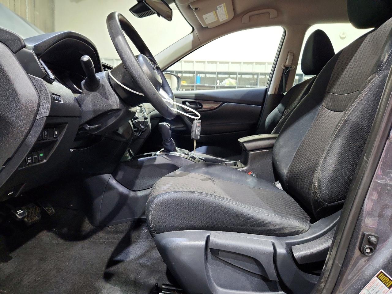 2019 NISSAN ROGUE S photo 19