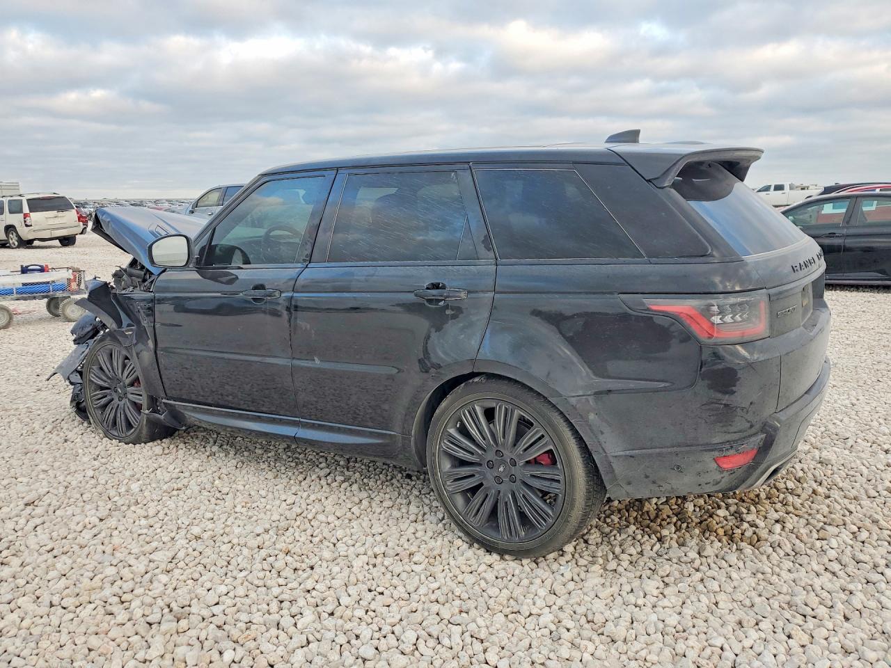 2018 LAND ROVER RANGE ROVER SPORT HSE DYNAMIC photo 4