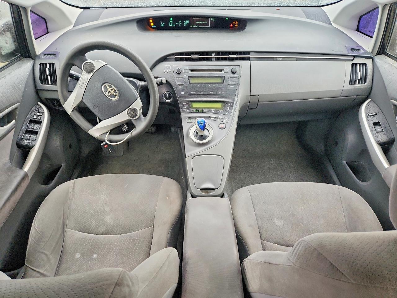 2011 TOYOTA PRIUS THREE photo 15