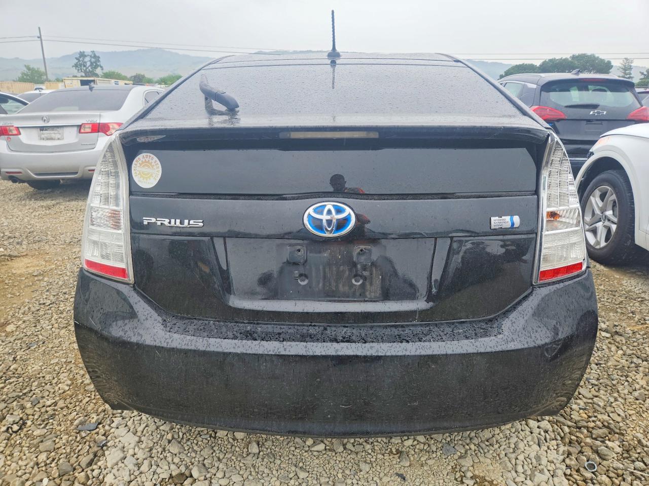2011 TOYOTA PRIUS THREE photo 11