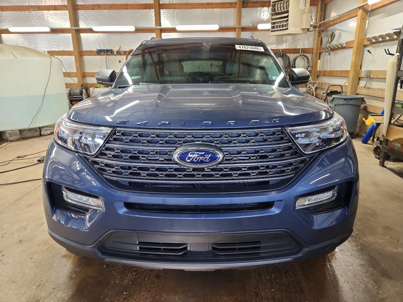 2021 FORD EXPLORER XLT photo 9