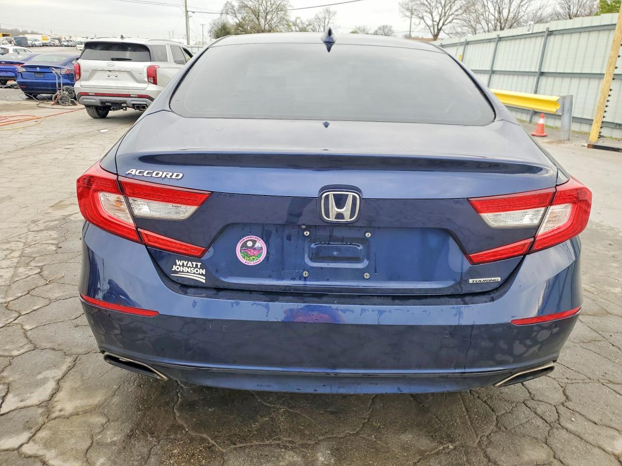 2018 HONDA ACCORD TOURING photo 16
