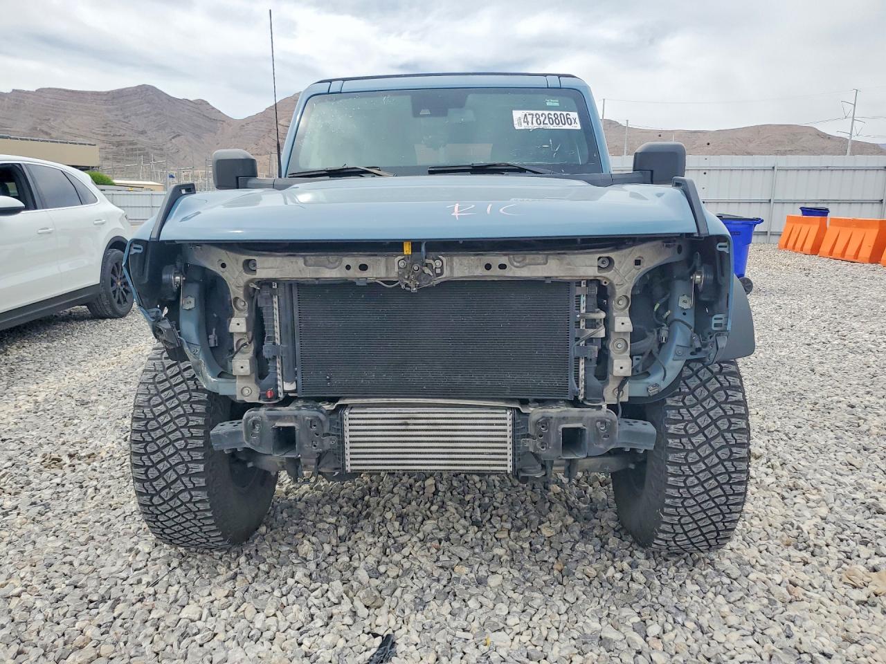 2022 FORD BRONCO BASE photo 13