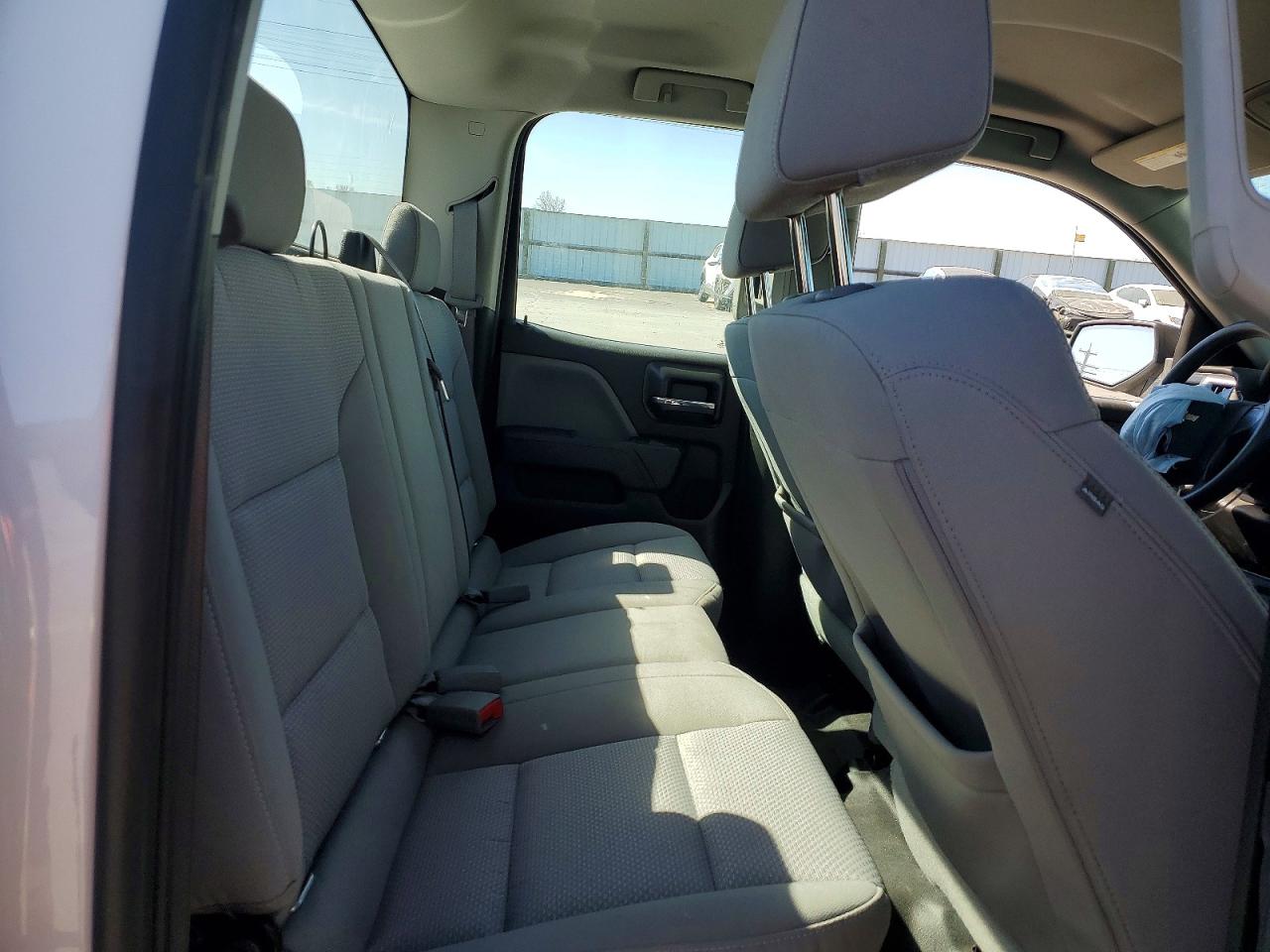 2016 CHEVROLET SILVERADO K1500 photo 10