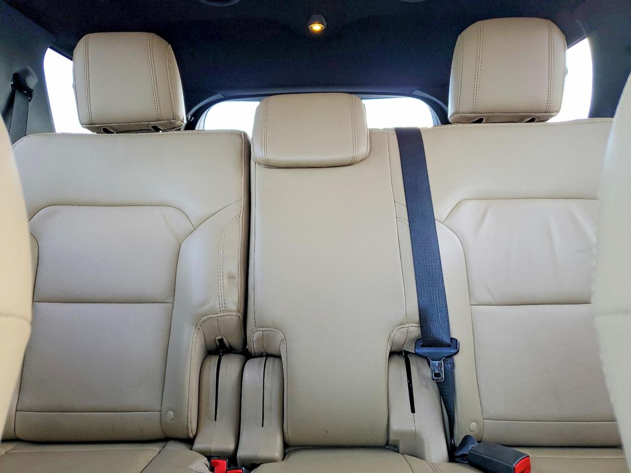 2017 FORD EXPLORER XLT photo 19
