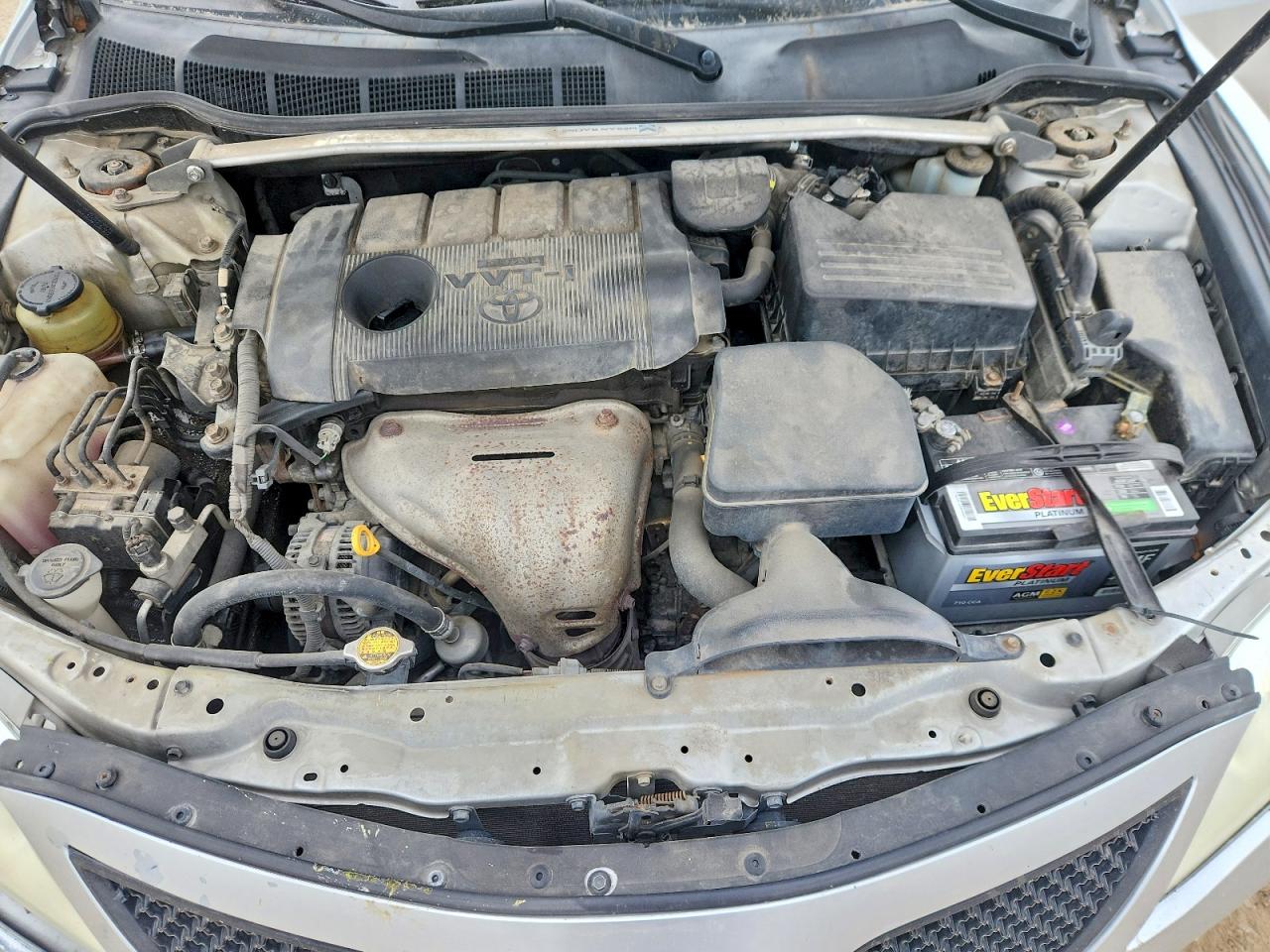 2011 TOYOTA CAMRY LE photo 21