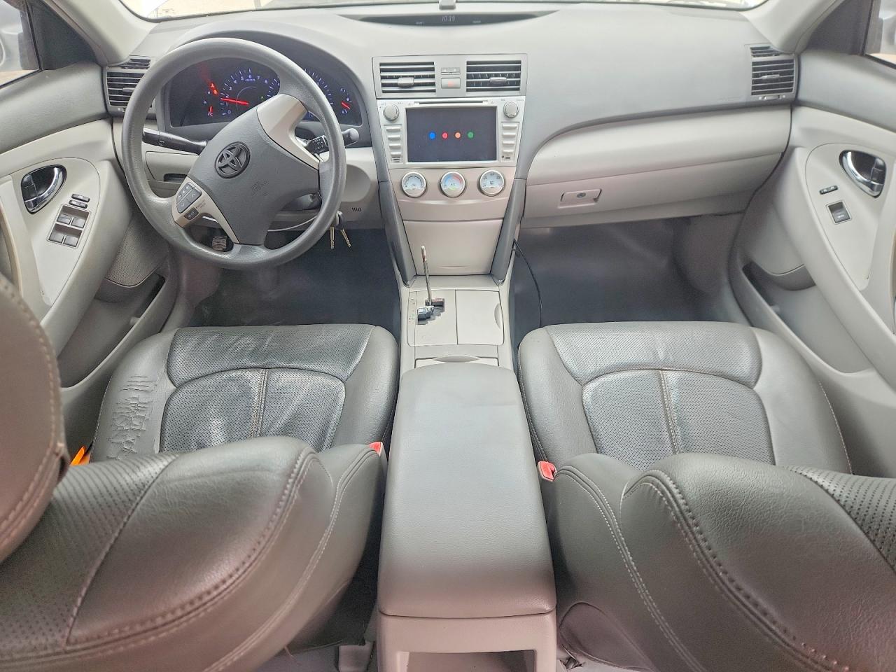 2011 TOYOTA CAMRY LE photo 15