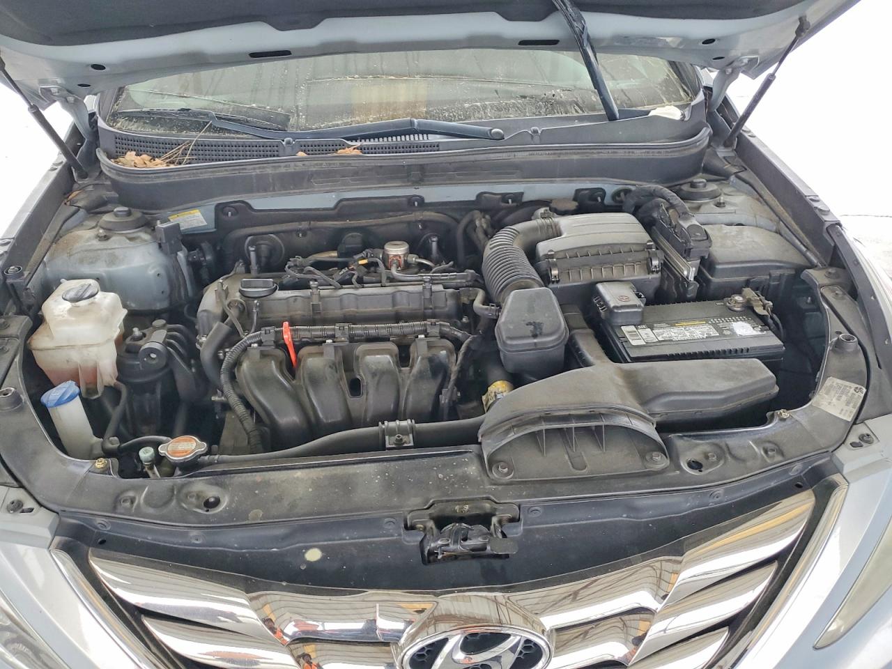 2012 HYUNDAI SONATA SE photo 11