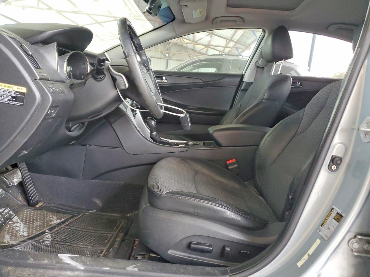 2012 HYUNDAI SONATA SE photo 7