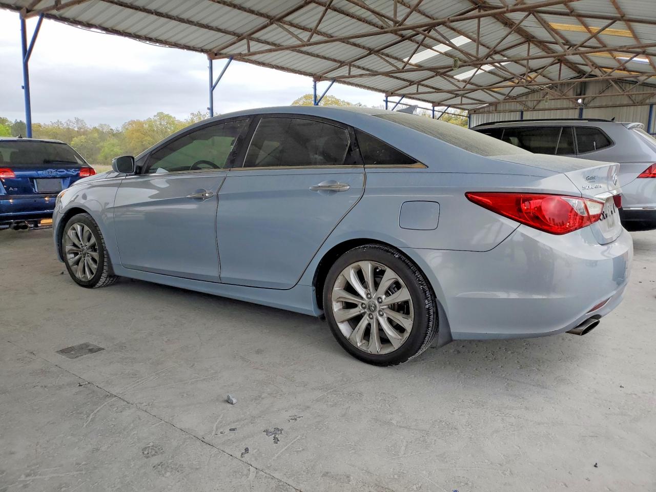 2012 HYUNDAI SONATA SE photo 2