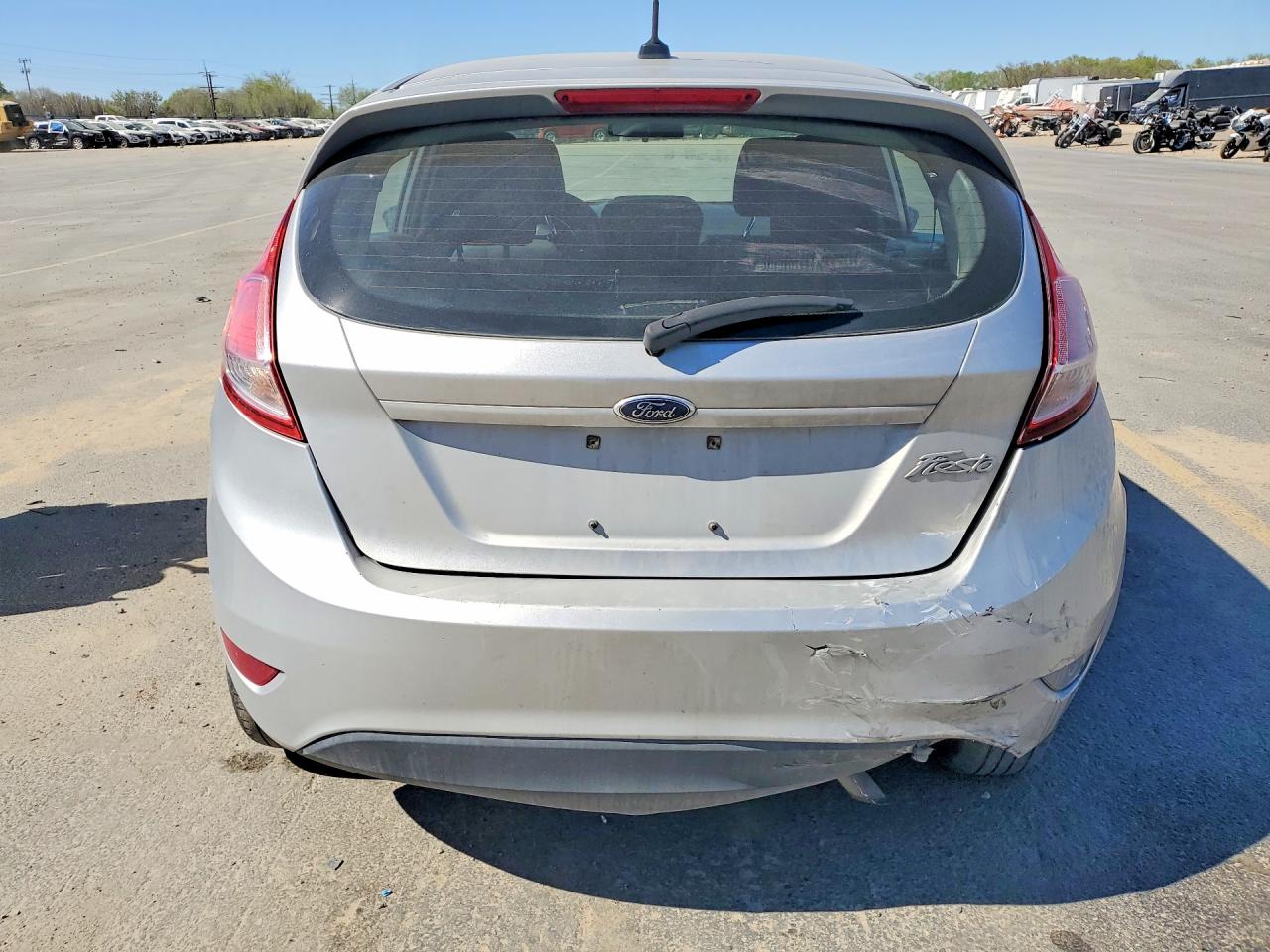2016 FORD FIESTA S photo 6