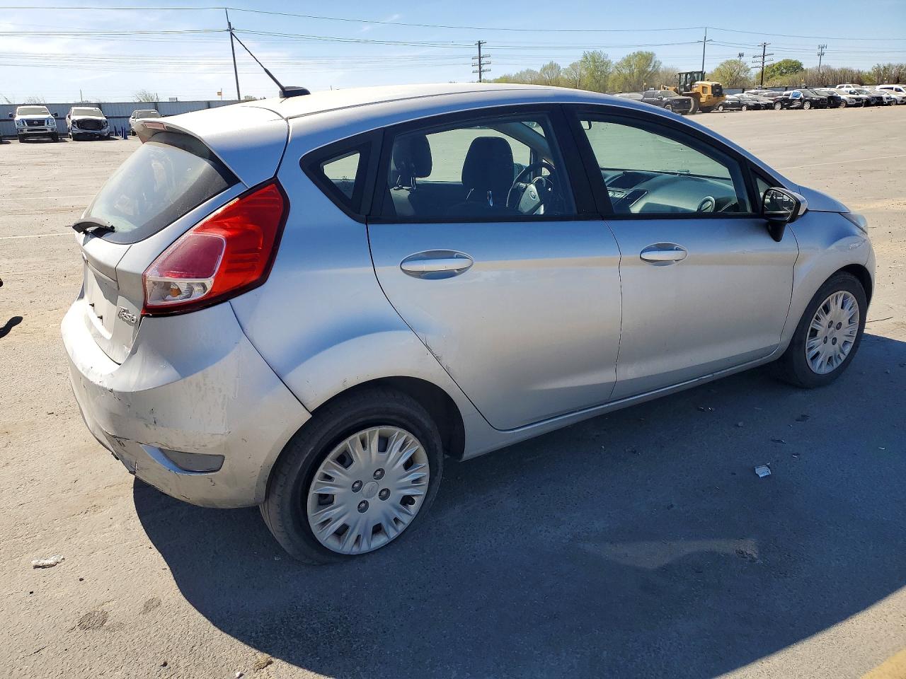 2016 FORD FIESTA S photo 3