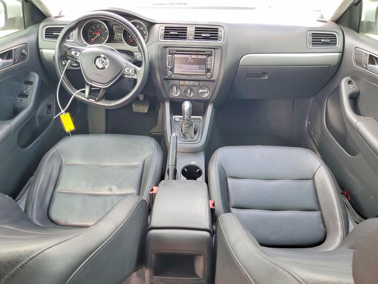 2015 VOLKSWAGEN JETTA SE photo 22