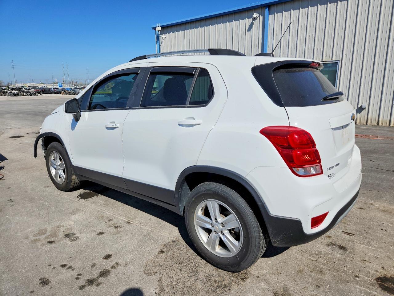 2022 CHEVROLET TRAX 1LT photo 3