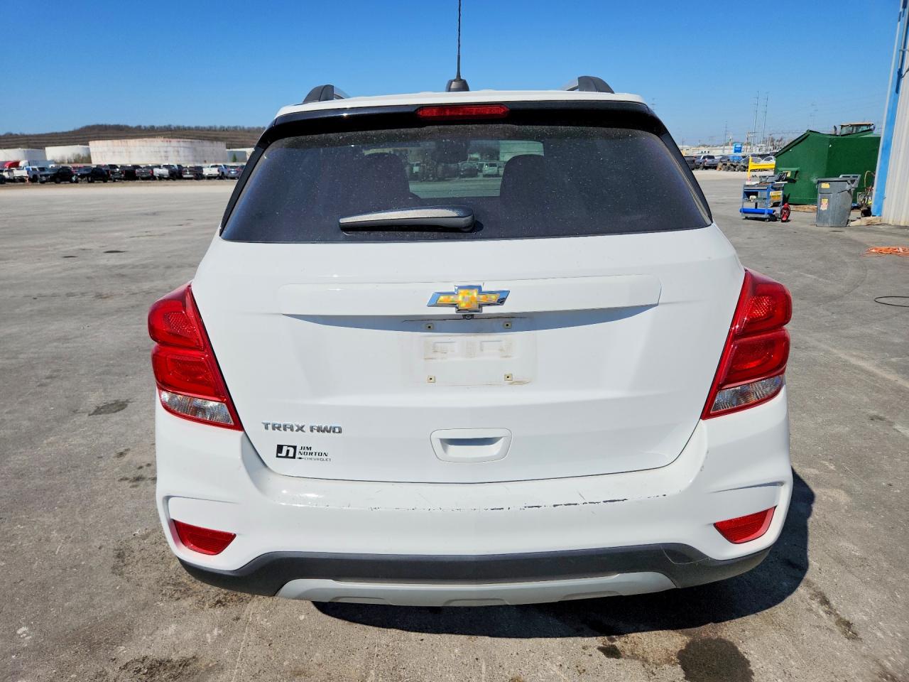 2022 CHEVROLET TRAX 1LT photo 11