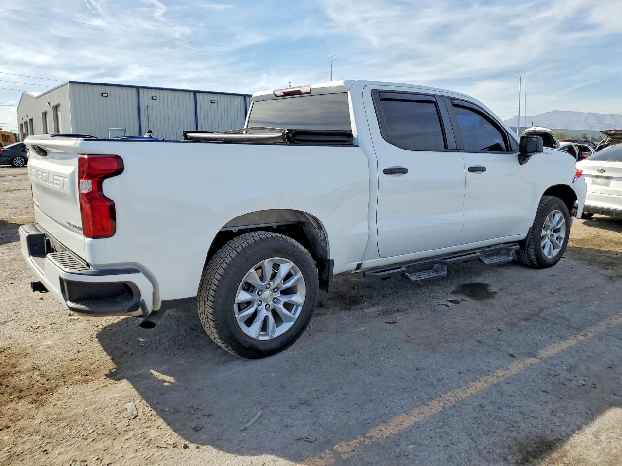 2020 CHEVROLET SILVERADO C1500 CUSTOM photo 5