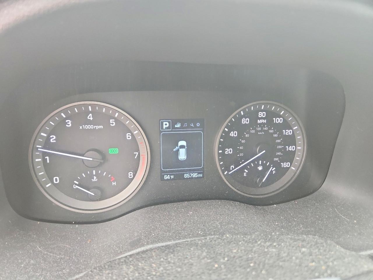 2016 HYUNDAI TUCSON SE photo 17