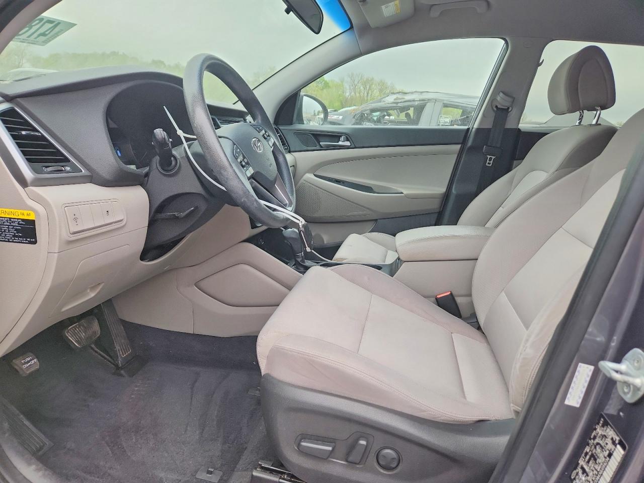 2016 HYUNDAI TUCSON SE photo 13