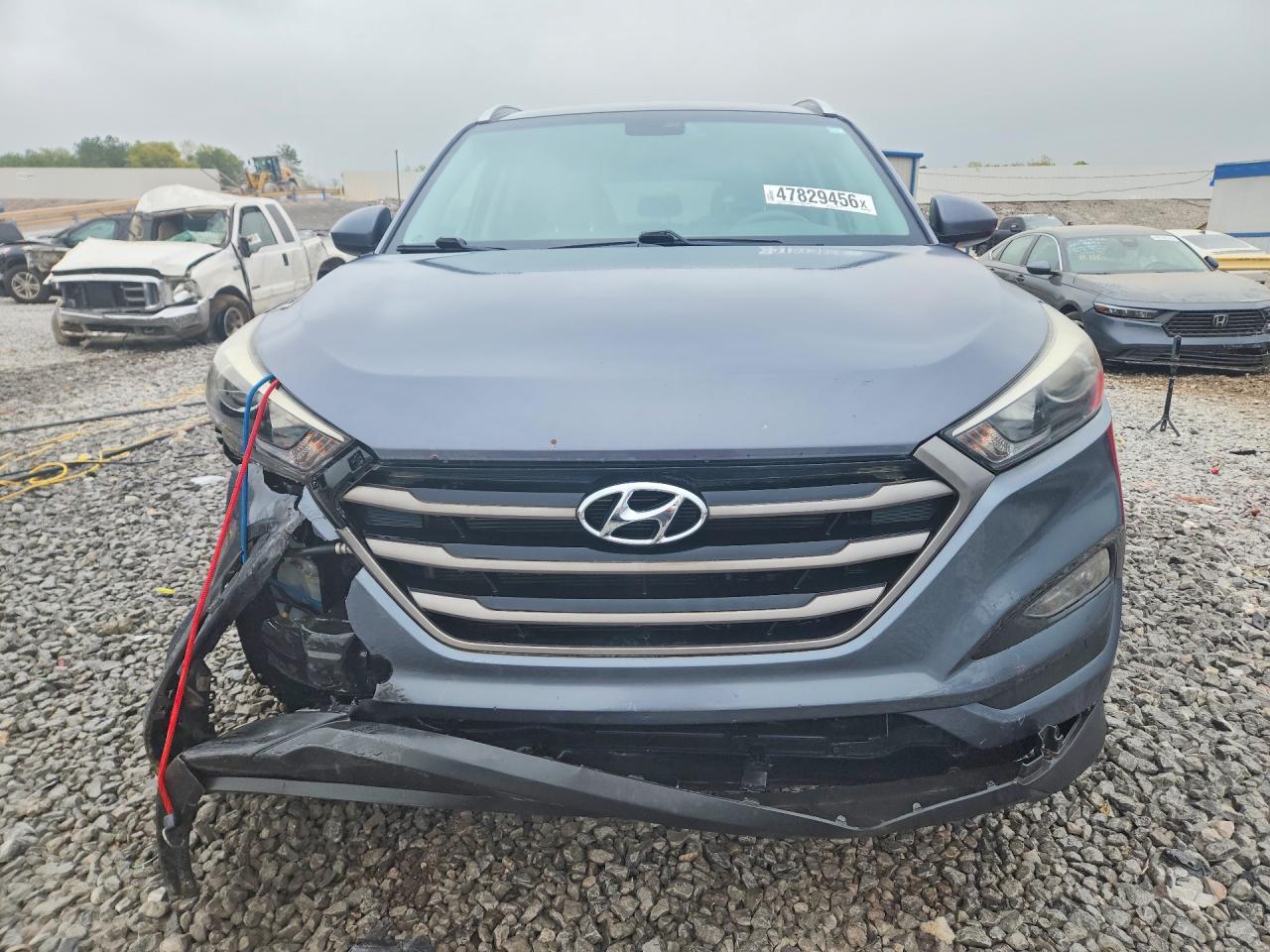 2016 HYUNDAI TUCSON SE photo 9