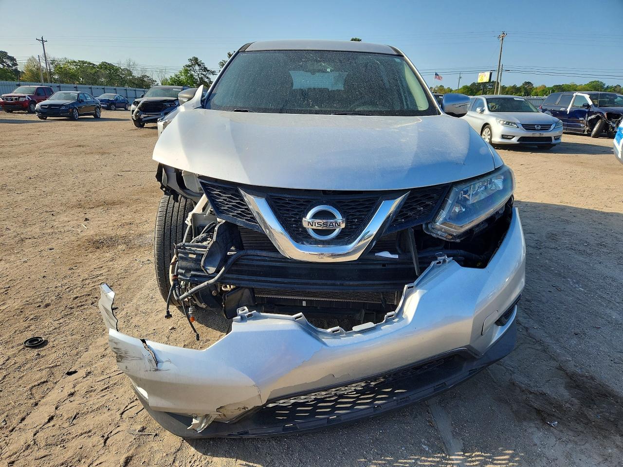 2014 NISSAN ROGUE S photo 9