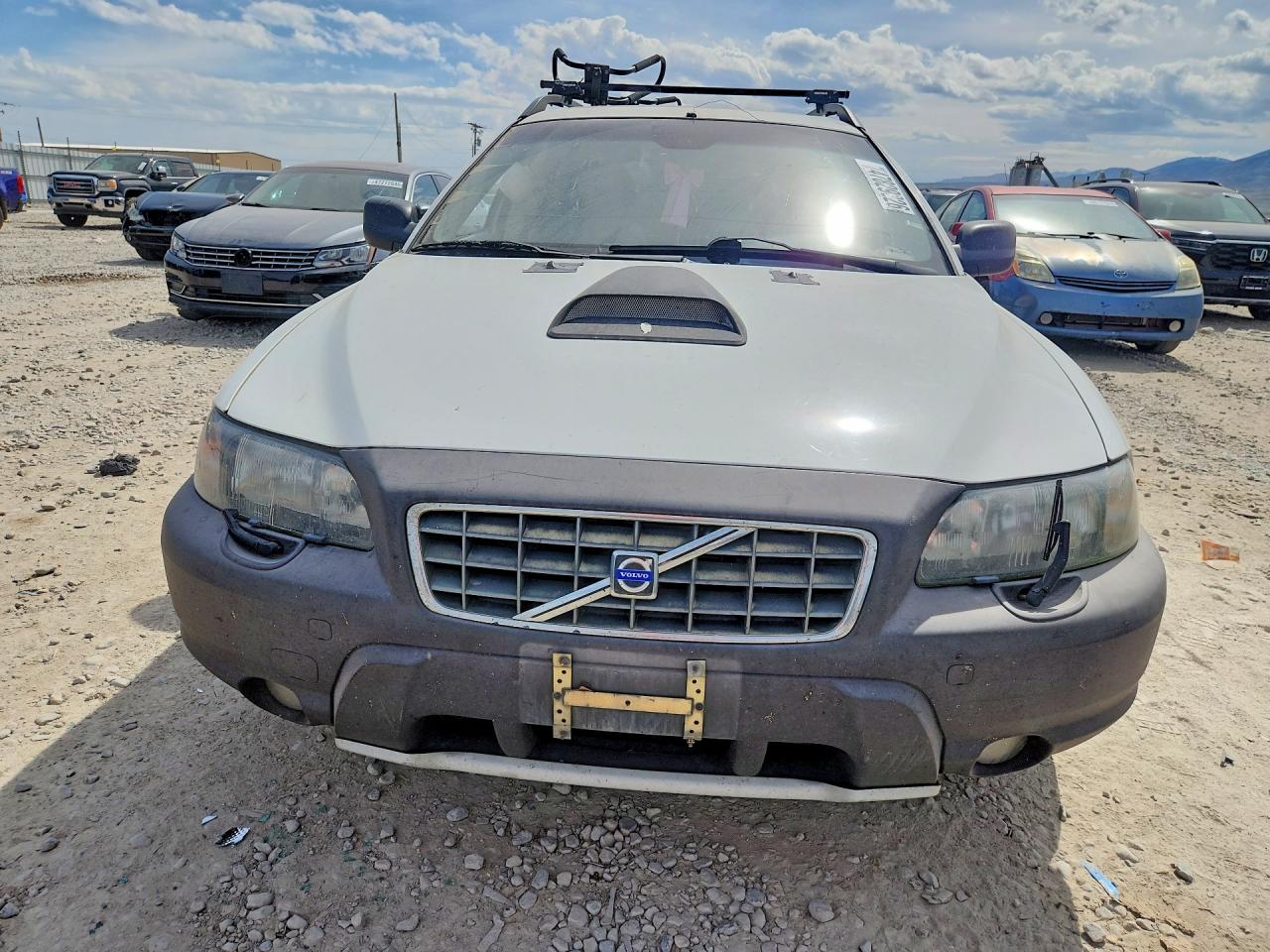 2004 VOLVO XC70 photo 13