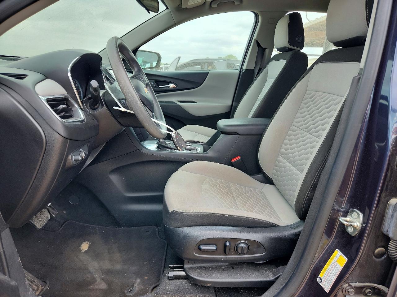 2018 CHEVROLET EQUINOX LS photo 19