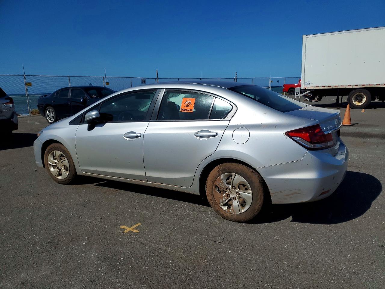 2015 HONDA CIVIC LX photo 2
