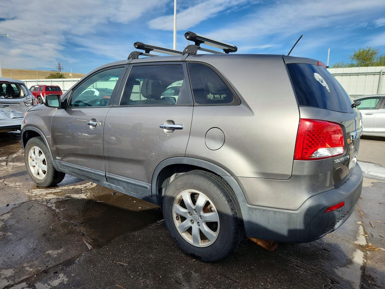 2011 KIA SORENTO LX photo 3