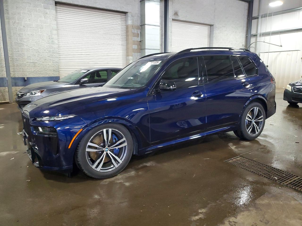 2025 BMW X7