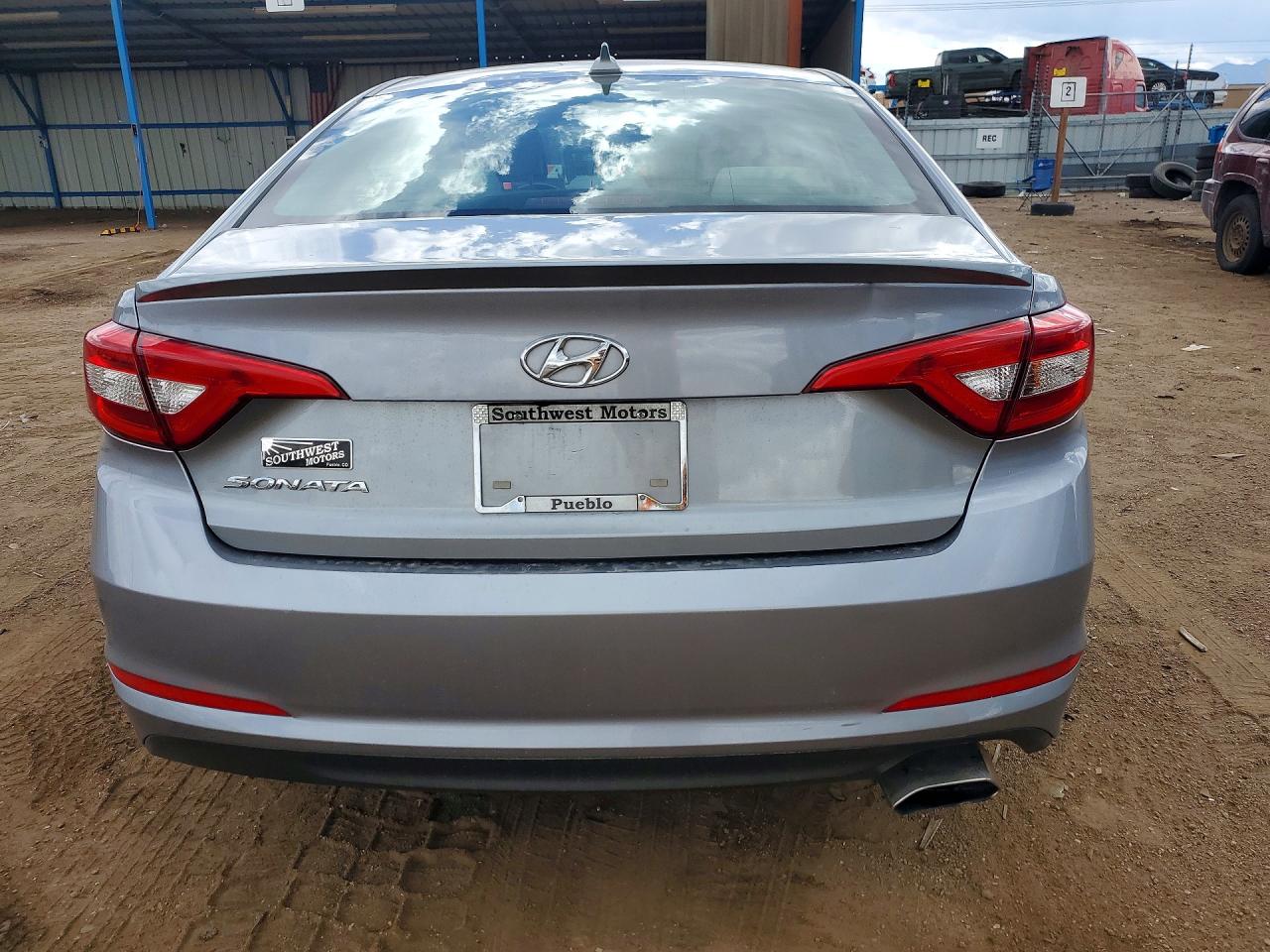 2016 HYUNDAI SONATA SE photo 6