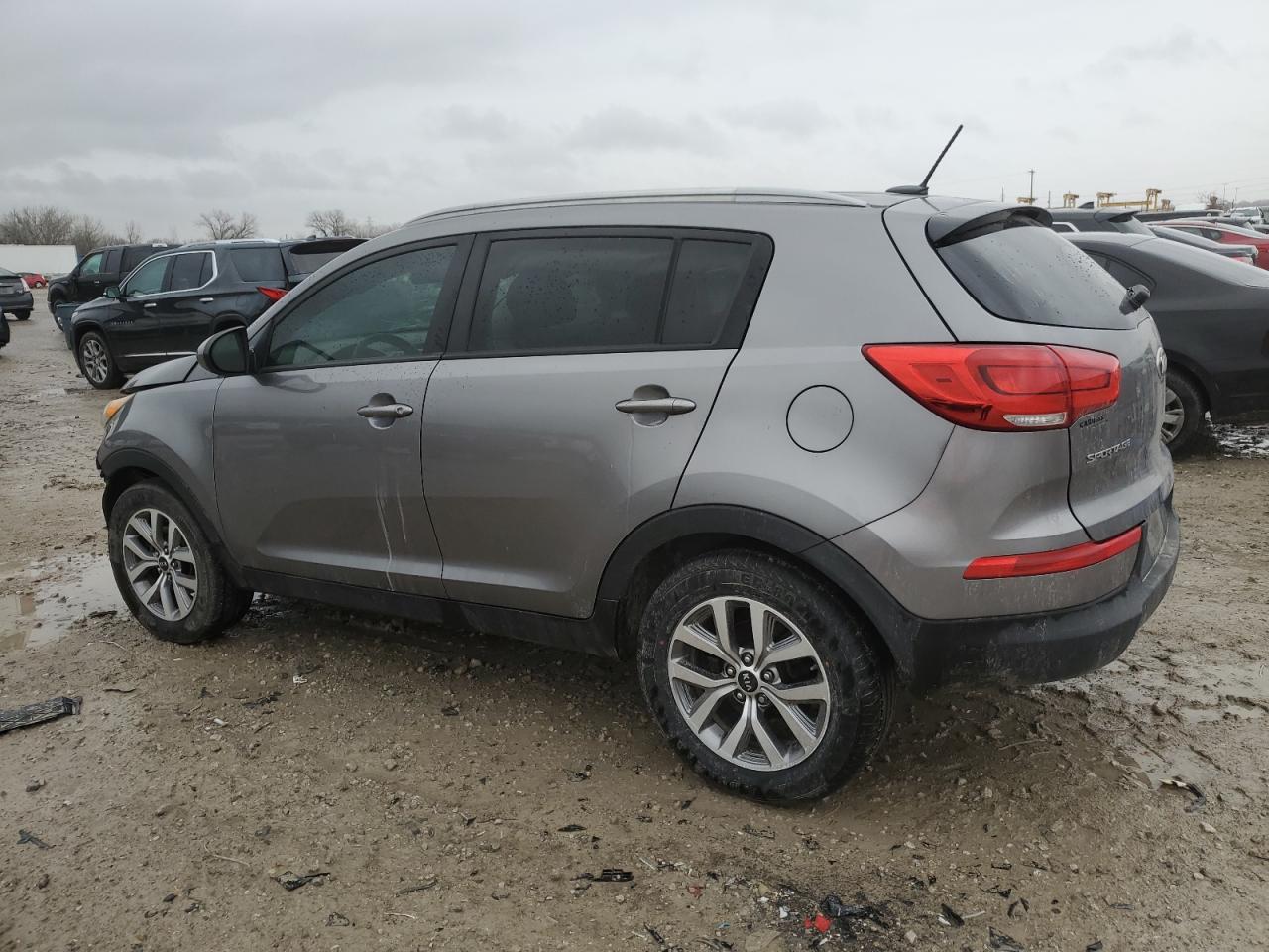 2016 KIA SPORTAGE LX photo 2
