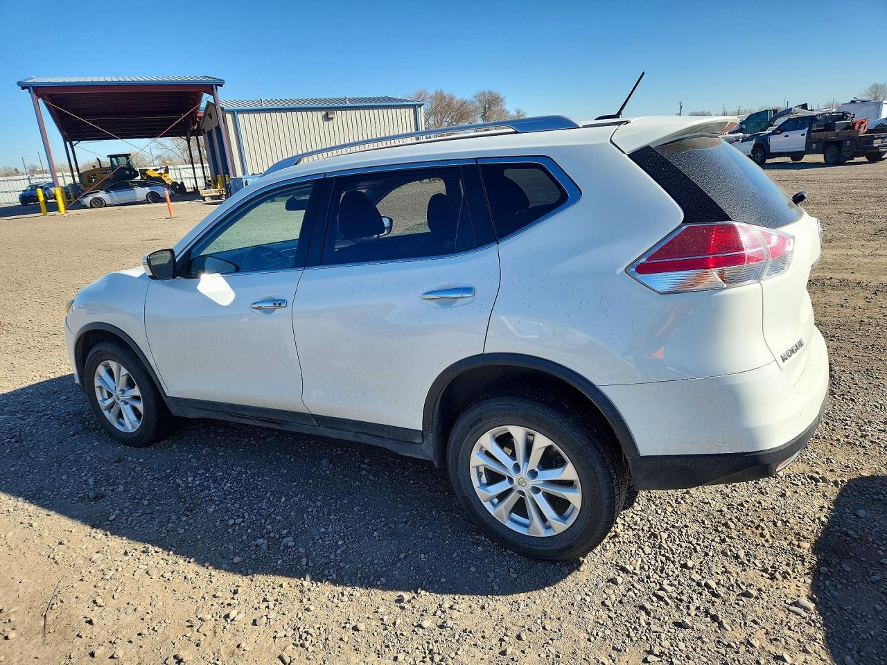 2016 NISSAN ROGUE SV photo 3